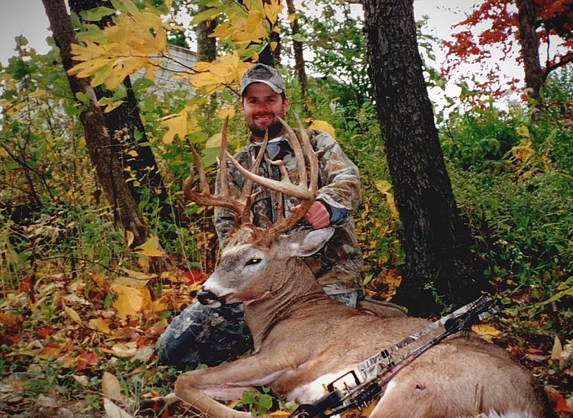 Successful whitetail hunts on Epicenter Outdoors consulting properties with Chuck Main