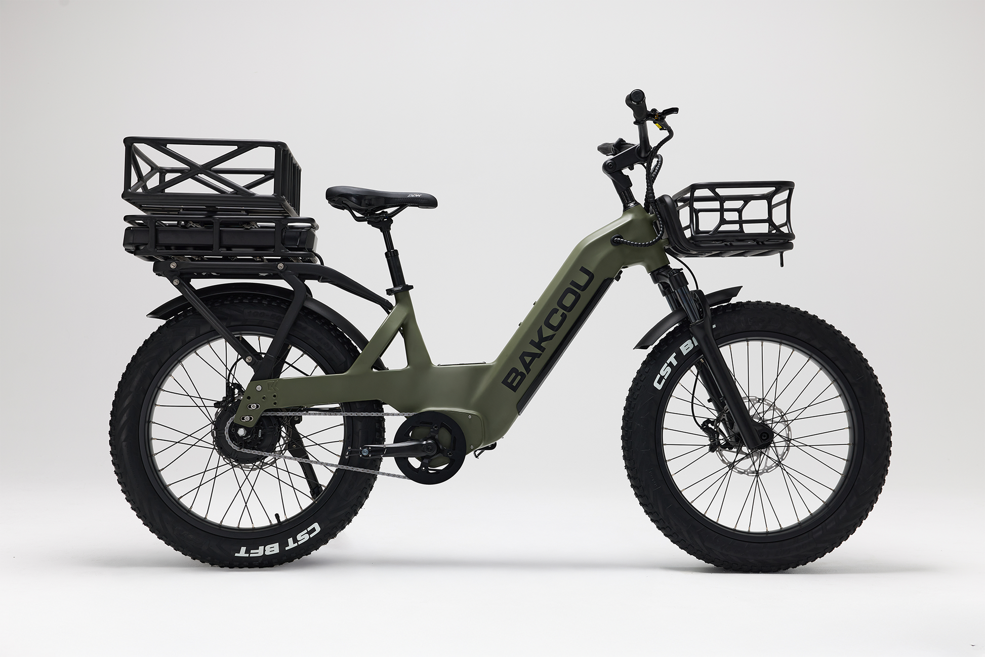 Bakcou Flatlander SD E-Bike – Side View, Passenger Side, Matte Army Green with Front & Rear Baskets and Battery