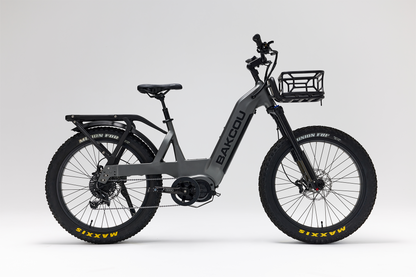 Bakcou Mule SD E-Bike – Side View, Passenger Side, Matte Gun Metal Gray Frame with Front Basket