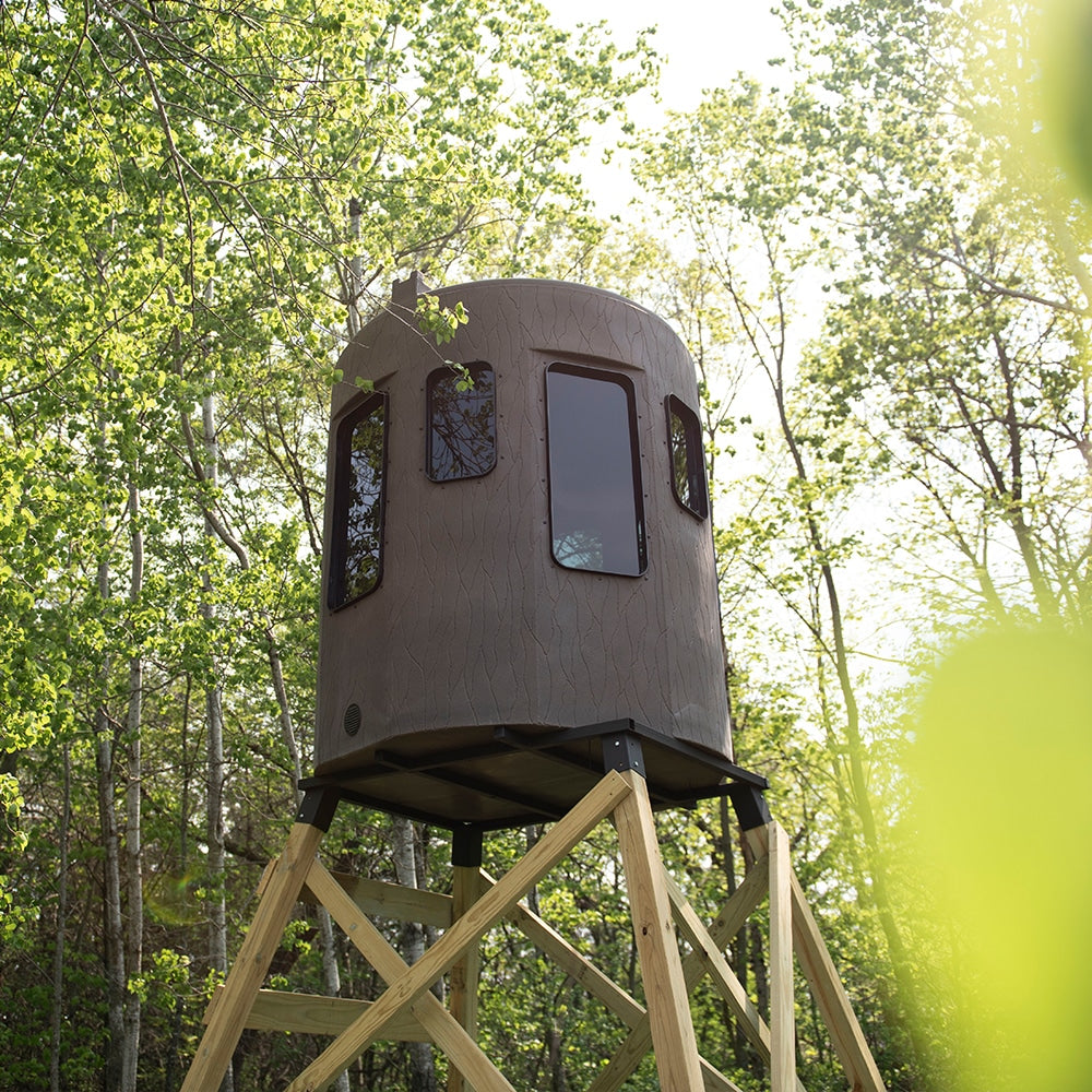 The Stump 3 hunting blind outside view on supports