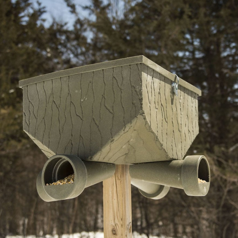 Banks 150 gravity deer feeder